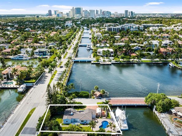 2301 E Las Olas Blvd, Fort Lauderdale FL 33301