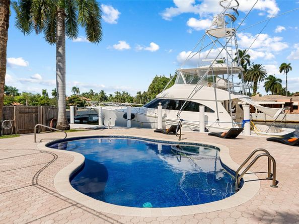 2301 E Las Olas Blvd, Fort Lauderdale FL 33301