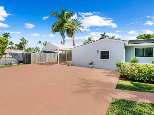 2301 E Las Olas Blvd, Fort Lauderdale FL 33301