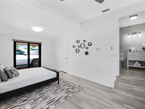 2301 E Las Olas Blvd, Fort Lauderdale FL 33301