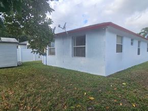5580 Plunkett street, Hollywood FL 33021