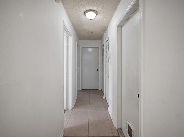 10890 Sea Hibiscus Ln 10890, Tamarac FL 33321