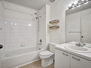 10890 Sea Hibiscus Ln 10890, Tamarac FL 33321