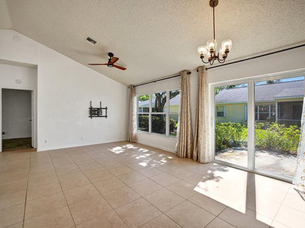 10890 Sea Hibiscus Ln 10890, Tamarac FL 33321