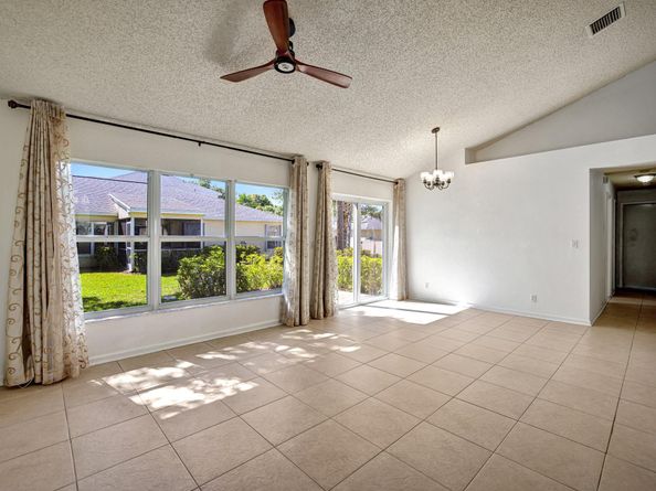 10890 Sea Hibiscus Ln 10890, Tamarac FL 33321