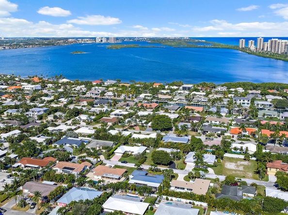 1211 Dolphin Road, Riviera Beach FL 33404