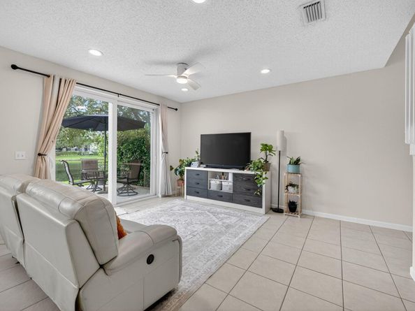 5046 Stagecoach Dr 5046, Coconut Creek FL 33073
