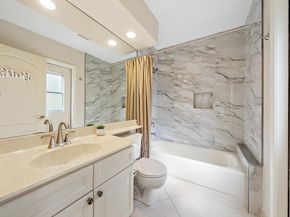 718 Pinehurst Way, Palm Beach Gardens FL 33418