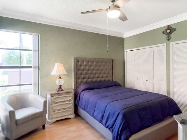 19261 Cherry Hills Terrace, Boca Raton FL 33498