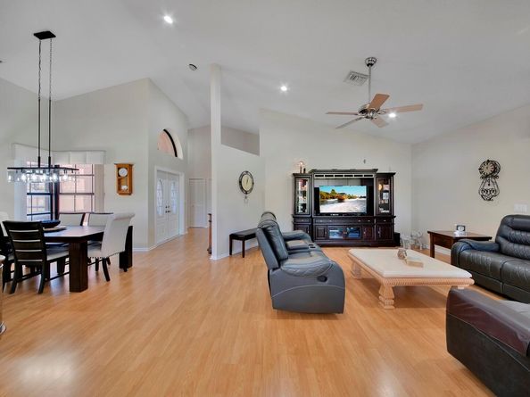 19261 Cherry Hills Terrace, Boca Raton FL 33498