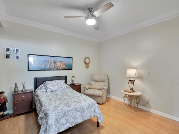 19261 Cherry Hills Terrace, Boca Raton FL 33498