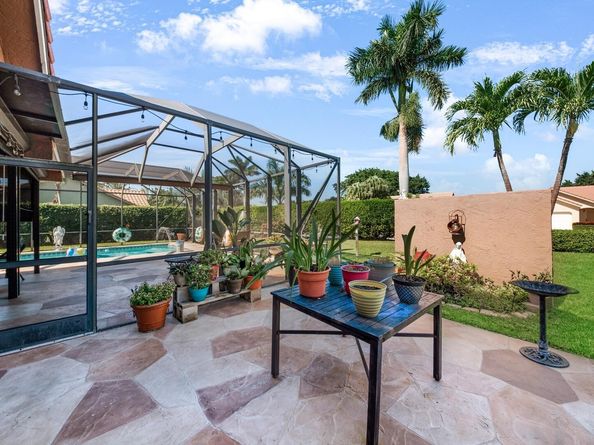 19261 Cherry Hills Terrace, Boca Raton FL 33498