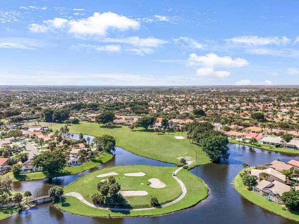 19261 Cherry Hills Terrace, Boca Raton FL 33498