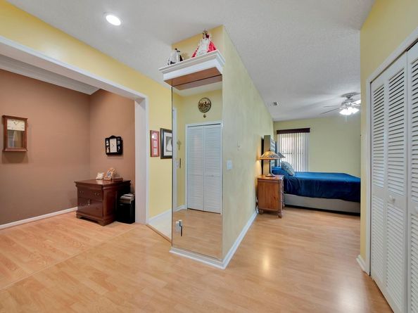 19261 Cherry Hills Terrace, Boca Raton FL 33498