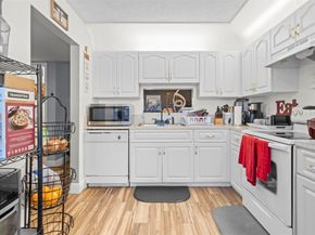 7951 Southgate Blvd 10F, Pompano Beach FL 33068