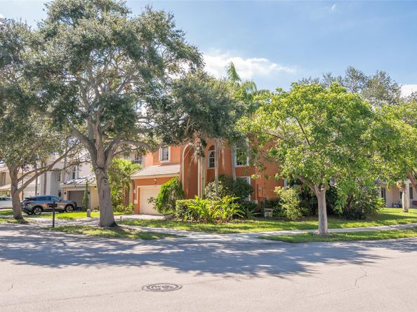 5103 Heron Ct, Coconut Creek FL 33073