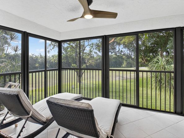 10 Southport Lane B, Boynton Beach FL 33436