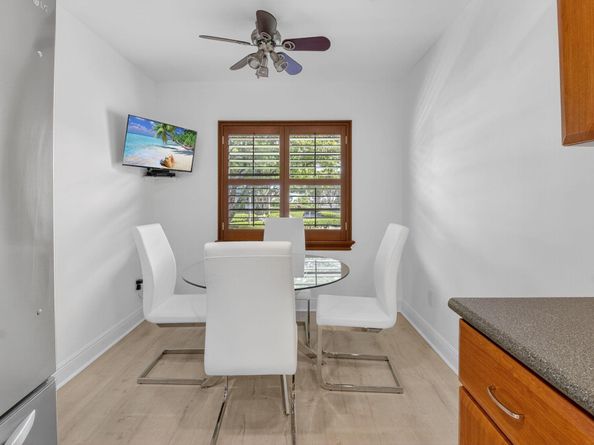 10 Southport Lane B, Boynton Beach FL 33436