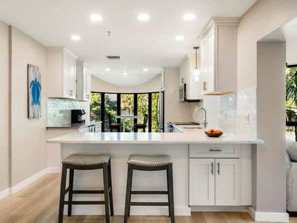 17137 Waterbend Drive 201, Jupiter FL 33477