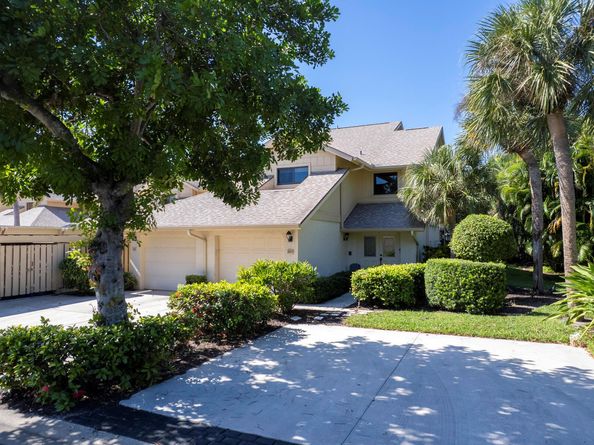 17137 Waterbend Drive 201, Jupiter FL 33477