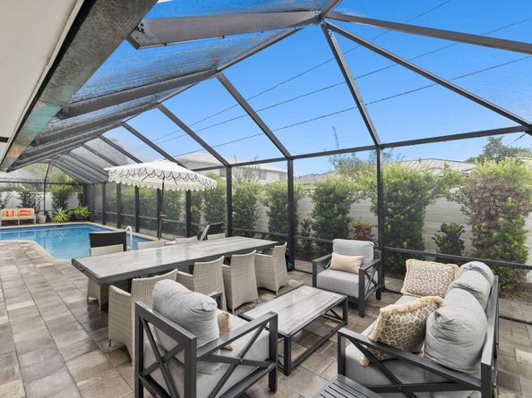 2409 NE 37th St, Fort Lauderdale FL 33308