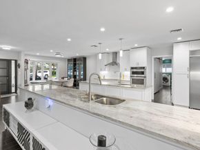 2409 NE 37th St, Fort Lauderdale FL 33308