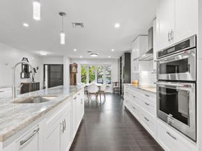 2409 NE 37th St, Fort Lauderdale FL 33308