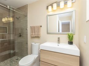 4460 NW 17th Ter, Oakland Park FL 33309