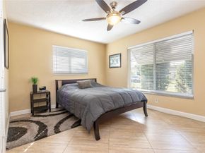 4460 NW 17th Ter, Oakland Park FL 33309