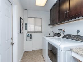 4460 NW 17th Ter, Oakland Park FL 33309