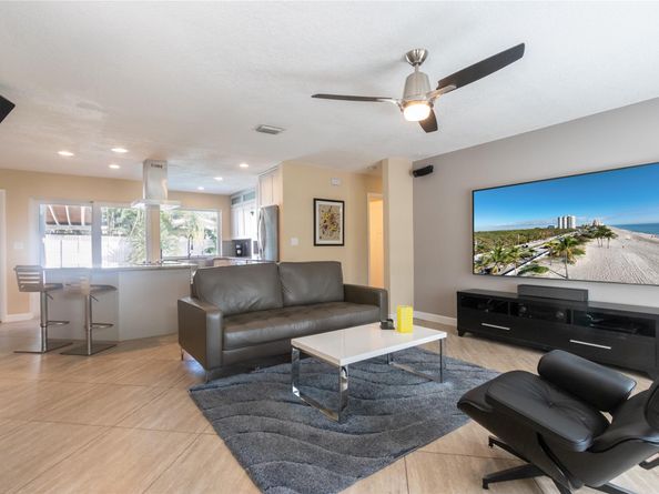 4460 NW 17th Ter, Oakland Park FL 33309