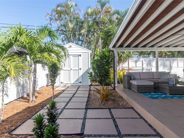 4460 NW 17th Ter, Oakland Park FL 33309