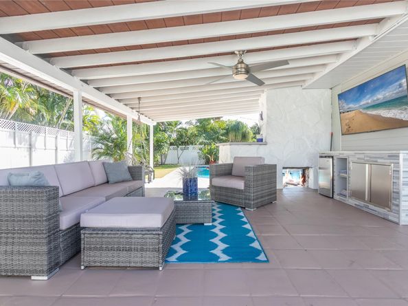 4460 NW 17th Ter, Oakland Park FL 33309