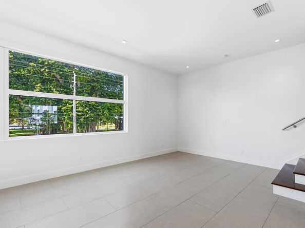 1208 Lake Avenue, West Palm Beach FL 33401