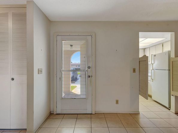 2966 Ashley Drive E I, West Palm Beach FL 33415