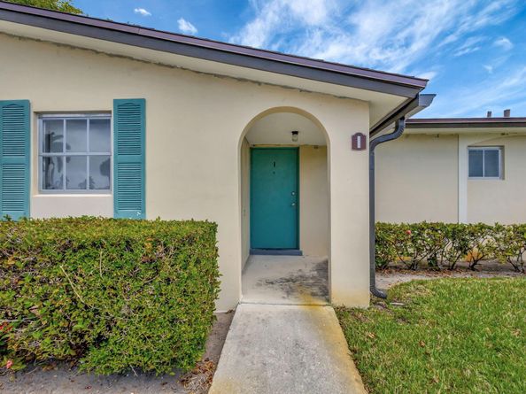 2966 Ashley Drive E I, West Palm Beach FL 33415