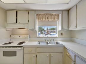 2966 Ashley Drive E I, West Palm Beach FL 33415