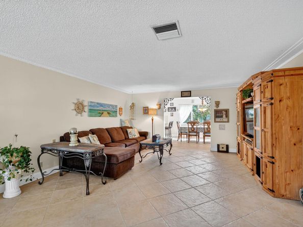 2630 SW 5th Street, Boynton Beach FL 33435