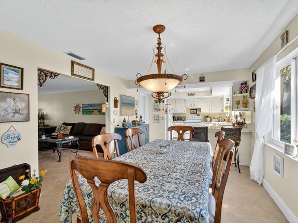 2630 SW 5th Street, Boynton Beach FL 33435