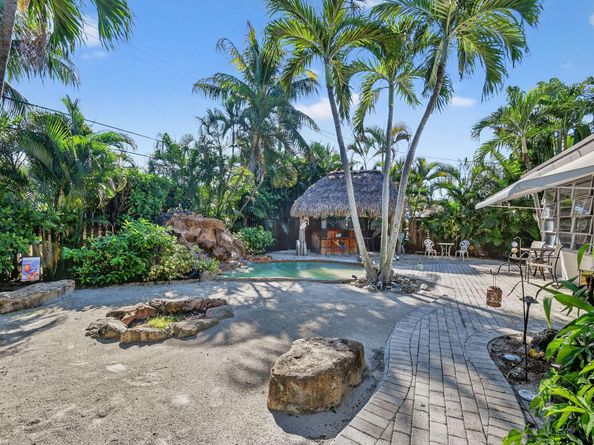 2630 SW 5th Street, Boynton Beach FL 33435