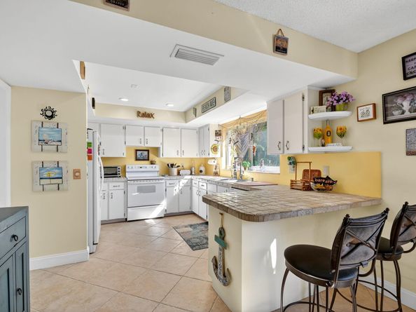 2630 SW 5th Street, Boynton Beach FL 33435