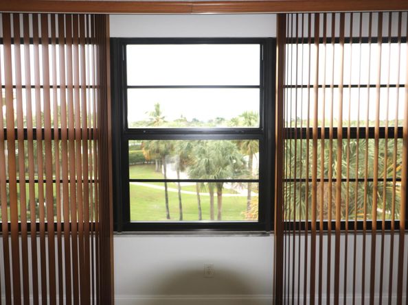 3507 Village Boulevard 401, West Palm Beach FL 33409