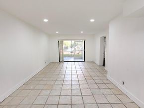 860 SE 6th Avenue 205, Deerfield Beach FL 33441