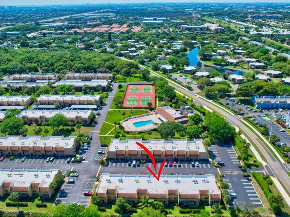2805 SW 22nd Avenue 2050, Delray Beach FL 33445