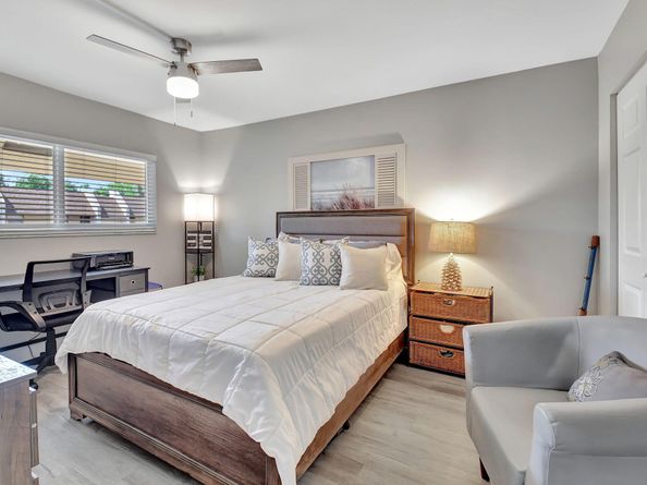2805 SW 22nd Avenue 2050, Delray Beach FL 33445