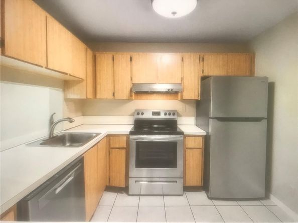 3710 N Pine Island Rd 314, Sunrise FL 33351