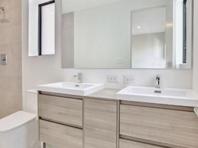 4208 NE 7th Ter 8, Oakland Park FL 33334