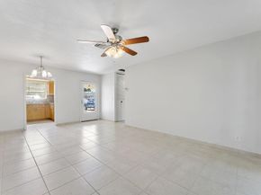 5243 Cresthaven Boulevard F, West Palm Beach FL 33415