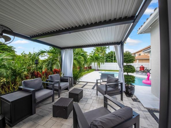 6374 Old Medinah Circle, Lake Worth FL 33463