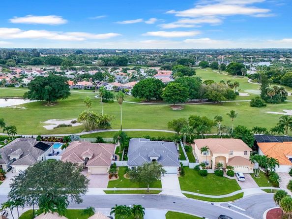 6374 Old Medinah Circle, Lake Worth FL 33463
